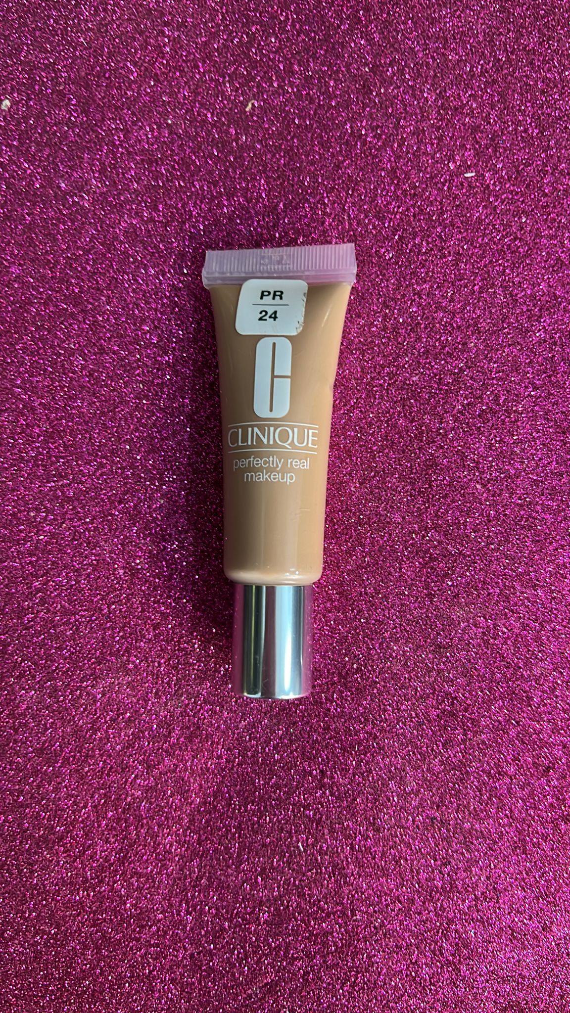 Mini Size Fondotinta Clinique Perfectly Real Makeup 7ml Tester - Profumo Web