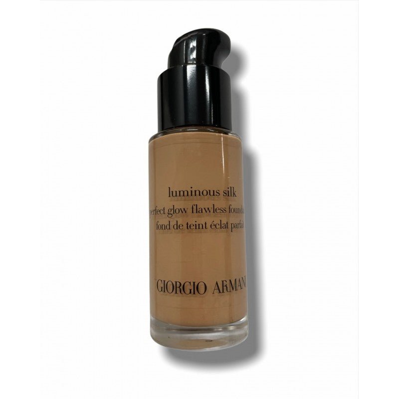 armani-luminous-silk-foundation-fondotinta-liquido-leggero-18ml (4)